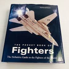 THE POCKET BOOK OF FIGHTERS :The Definitive Guide to the Fighters Hardcover (Rare)
